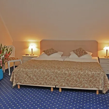 Hotel Garni Kristinenhof 3*