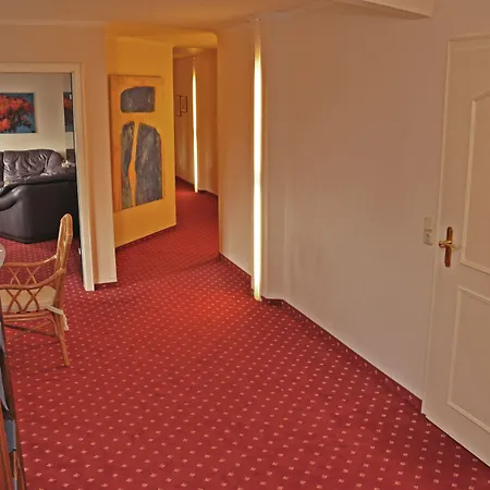 מלון Garni Kristinenhof 3*
