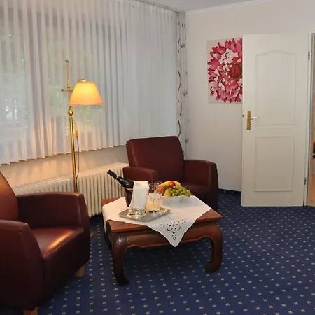 מלון Garni Kristinenhof 3*